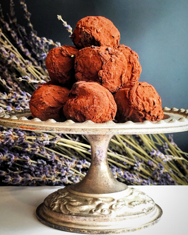 Handcrafted Hazelnut 92% Dark Chocolate Truffles (20 pcs)